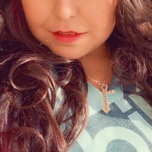 Meet your Posher, Kaeila